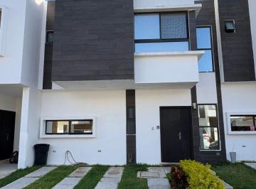 Casa de 3 habitaciones, Solidaridad · Increible Casa en Renta en El Encuentro, Privada Málaga