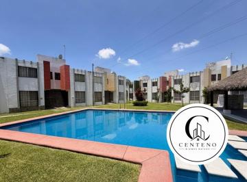 Casa en condominio de 2 habitaciones, Emiliano Zapata · Casa con Alberca de 2 Recámaras en Emiliano Zapata | Zona de Hospitales