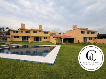 Casa en condominio de 4 habitaciones, Jiutepec · Casa de 4 Recámaras con Alberca en Condominio de Pocas Casas en Jiutepec