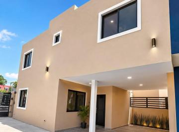 Casa · 169m² · 3 Recámaras · 2 Estacionamientos · Casa en Venta – Col. La Paz, Tampico, Tamaulipas