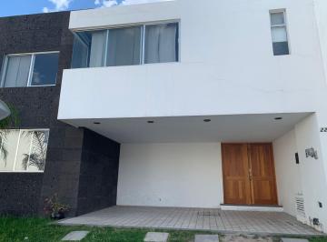 Casa en condominio de 4 habitaciones, San Luis Potosí · Casa en Renta Fracc. Miravalle Slp