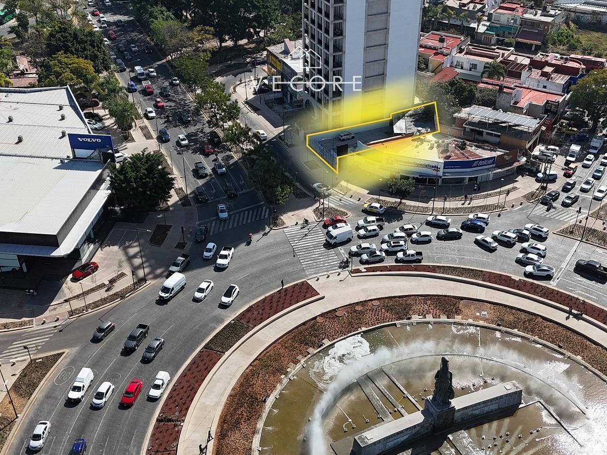 Terreno con Oficinas en Renta Vallarta, La Minerva, Guadalajara