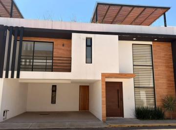 Casa en condominio · 265m² · 3 Recámaras · 4 Estacionamientos · Casa en Venta en San Mateo Atenco