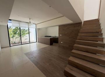 7611d77b72228c3b772a69fabc0930e0eccda3ecdb1469cbd821c3c4906f63e9 · ¡A Precio de Oportunidad! Townhouse en Esquina, en Privada, en Temozón Nte.
