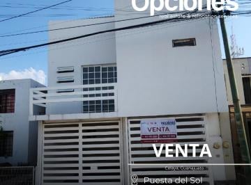 Casa de 3 habitaciones, Celaya · Casa en Venta en Col. Puesta del Sol, Celaya, Guanajuato