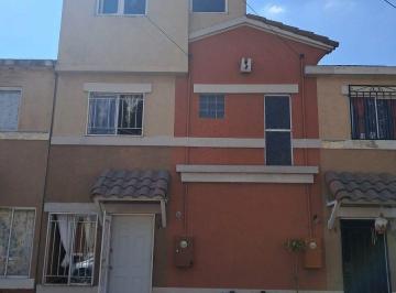 Casa en condominio de 3 habitaciones, Tecámac · Casa con 114 m² de Construcción en Venta en Real del Cid Tecámac