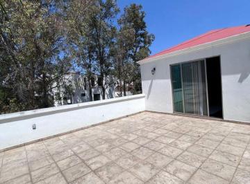 Casa en condominio de 4 habitaciones, Tarímbaro · Casa Residencial en Venta Drentro del Club de Glof Erandeni