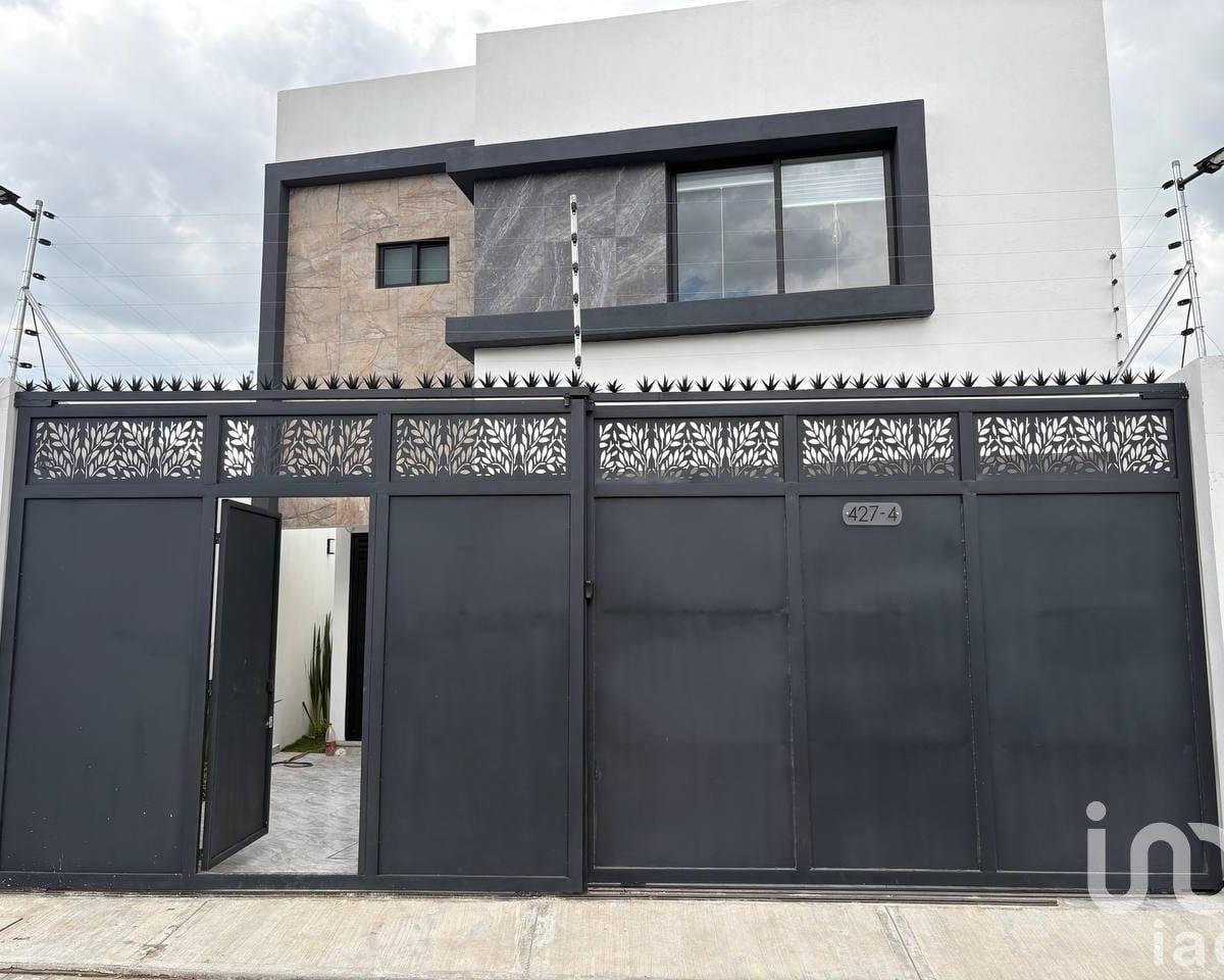 New House in Judicial City Area