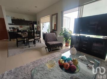 Casa · 114m² · 3 Recámaras · 2 Estacionamientos · Casa en Venta con Amenidades en Punta Esmeralda, Condominio El Asombro, Corregidora, Qro.