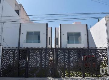 Casa · 90m² · 2 Recámaras · 1 Estacionamiento · Casa en Venta Las Aves San Baltazar Campeche Puebla México