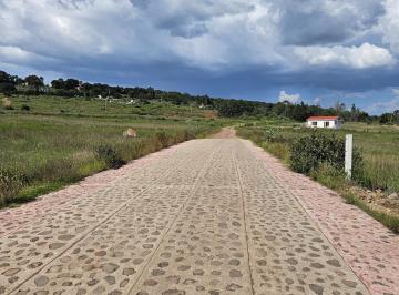 Terreno / Lote · 1000m² · Terreno con Escritura con Servicios