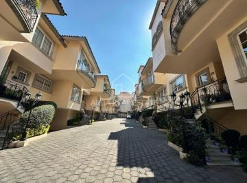 Casa de 3 habitaciones, Huixquilucan · Casa en Venta, Valle de Las Palmas en Interlomas, Estado de Mexico