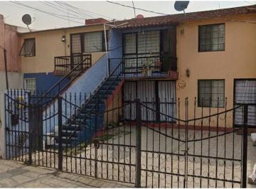 Casa de 2 habitaciones, Tlalnepantla de Baz · Remate Bancario, Departamento en El Olivo 2, Tlalnepantla de Baz, Edomex
