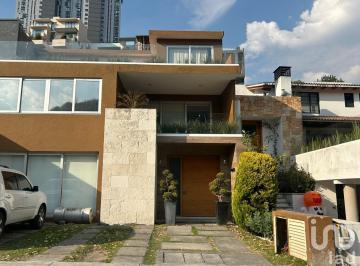 Casa · 410m² · 3 Recámaras · 2 Estacionamientos · Casa en Renta en Bosque Real