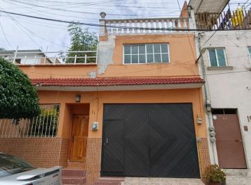 Casa de 4 habitaciones, Alvaro Obregón · Amplia Casa en Olivar del Conde