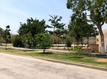 Terreno / Lote · 680m² · Venta de Terreno de 680 m² en Jardines de La Rejoyada Komchen Mérida, Yuc. - (4)