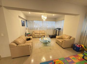 Departamento · 350m² · 3 Recámaras · 3 Estacionamientos · Departamento en Venta en Lomas de Chapultepec