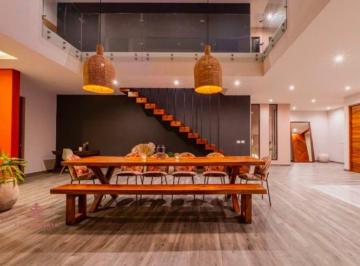 Casa · 4 Recámaras · 2 Estacionamientos · Renta a Largo Plazo en Tulum - Long Term Rental Tulum.