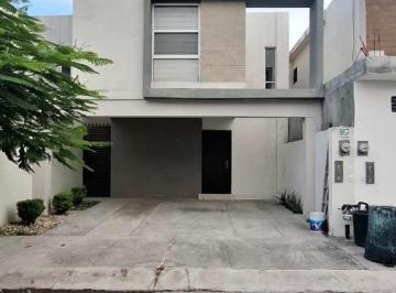 Casa · 130m² · 3 Recámaras · 3 Estacionamientos · Casa - Arbado Monarca