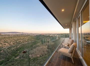 Departamento de 4 habitaciones, Querétaro · Espectacular Penthouse en Renta con Vista a La Reserva (Zona El Campanario)
