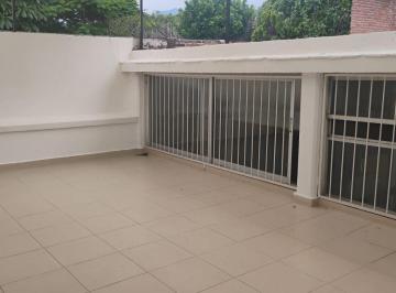 Casa uso de suelo de 6 habitaciones, Cuernavaca · Casa en Renta con Uso Comercial en Cuernavaca. Colonia Maravillas, Cerca Walmart.
