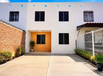 Casa de 3 habitaciones, Irapuato · Casa en Venta Zona Norte Bellas Artes Arcos