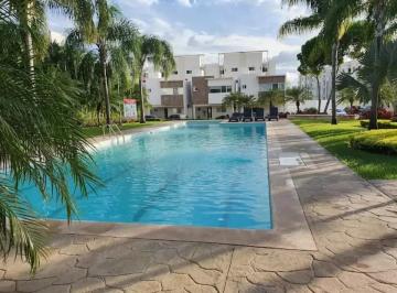 1 · Renta de Casa en Jardines del Sur, Benito Juárez, Quintana Roo: Espacio y Confort