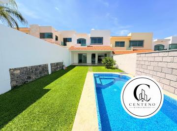 Casa de 4 habitaciones, Xochitepec · Casa Sola con Alberca y Jardín Al Sur de Cuernavaca | Residencial Las Haciendas