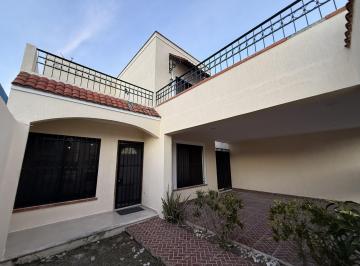 Casa en condominio · 230m² · 4 Recámaras · 2 Estacionamientos · Casa Amueblada en Renta Gran Santa Fe Norte