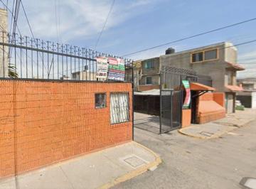 Casa de 3 habitaciones, Nezahualcóyotl · Remate Bancario, Casa en Las Armas, Nezahualcoyotl, Edomex.