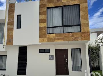 Casa · 182m² · 3 Recámaras · 2 Estacionamientos · Casa en Los Robles Zibata II, Av Biznaga 58, 76269 Zibatá, Qro.