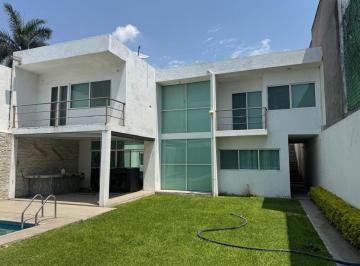 Casa de 4 habitaciones, Emiliano Zapata · Casa en Venta en Fracc Burgos Bugambilias