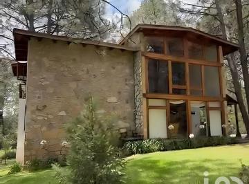 Casa · 800m² · 3 Recámaras · Cabaña de Lujo