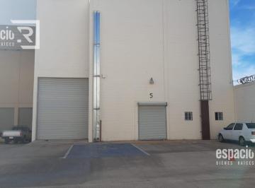 Bodega comercial · 350m² · Bodega en Renta Al Norte en Nombre de Dios