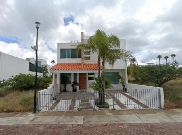 Casa de 4 habitaciones, Querétaro · Casa Ne Venta en Lago Yuriria Cumbres del Lago