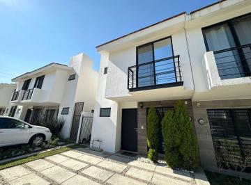 Casa de 2 habitaciones, Tlajomulco de Zúñiga · Casa en Venta en Altara