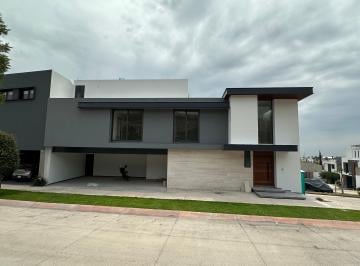 Casa de 4 habitaciones, San Luis Potosí · Casa Nueva con Alberca en Venta en Punta San Luis | 4 Recámaras | Roof Garden | Alberca