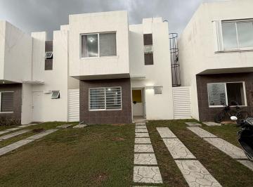Casa · 120m² · 3 Recámaras · 2 Estacionamientos · Casa en Renta Amueblada 3 Rec en Jardines del Sur Cancún