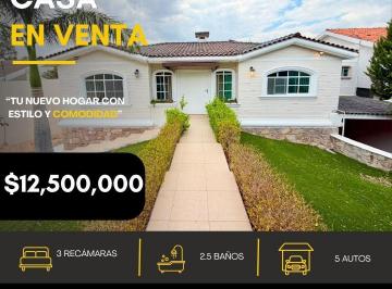 Casa · 387m² · 3 Recámaras · 5 Estacionamientos · Casa en Balcones del Campestre