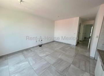 Departamento · 72m² · 2 Recámaras · 1 Estacionamiento · Departamento en Renta en Zire | Planta Baja, Jardín y Ubicación en Esquina Rah3362