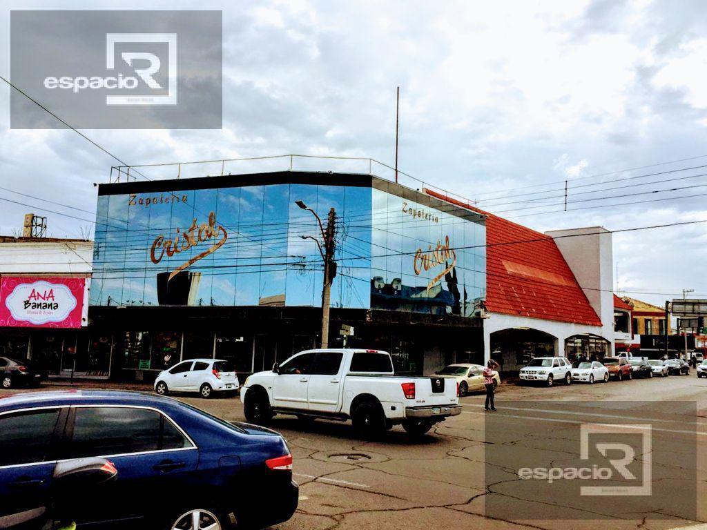 Local Comercial en Renta en Esquina de Av en Zona Centro