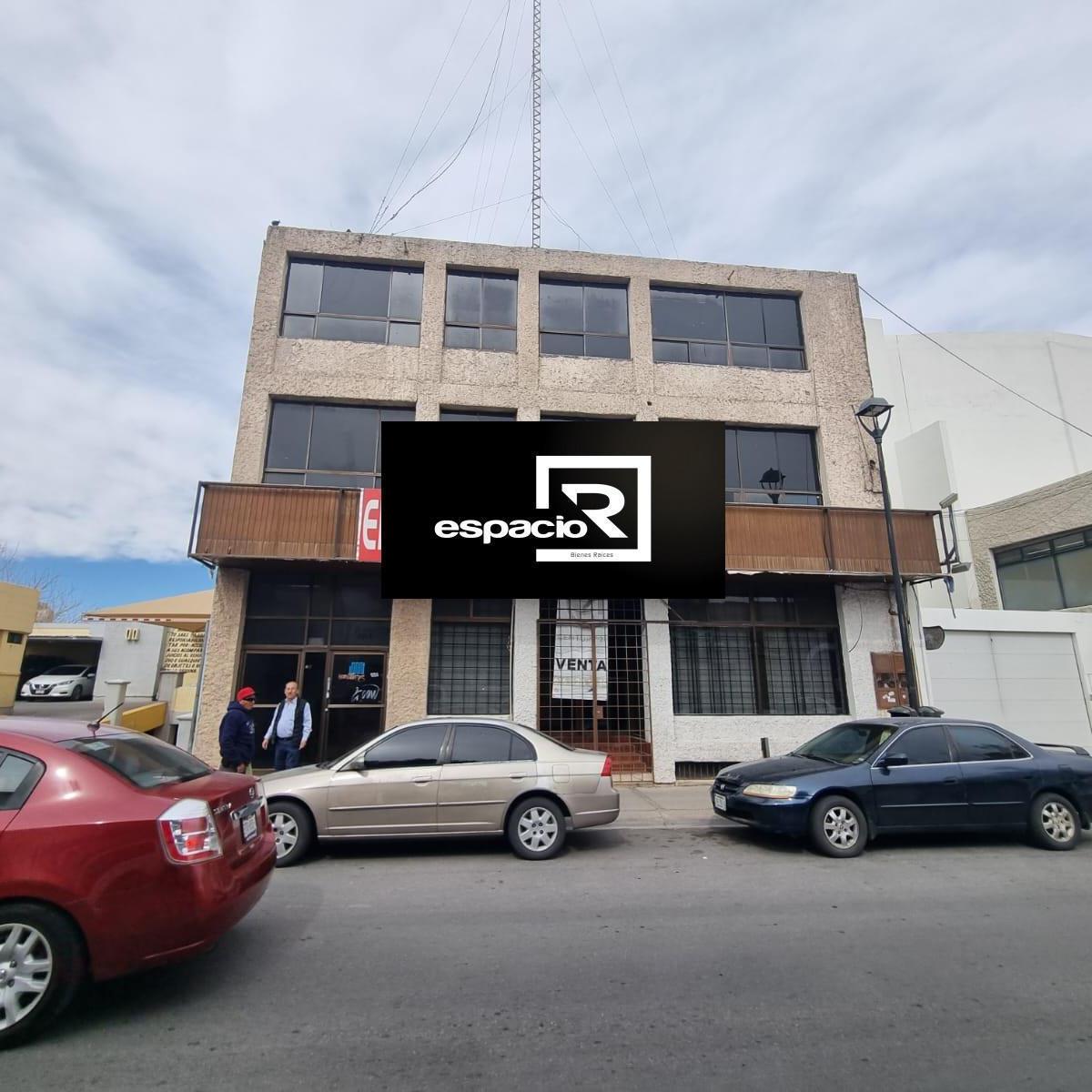 Edificio Comercial en El Centro en Calle Ojinaga