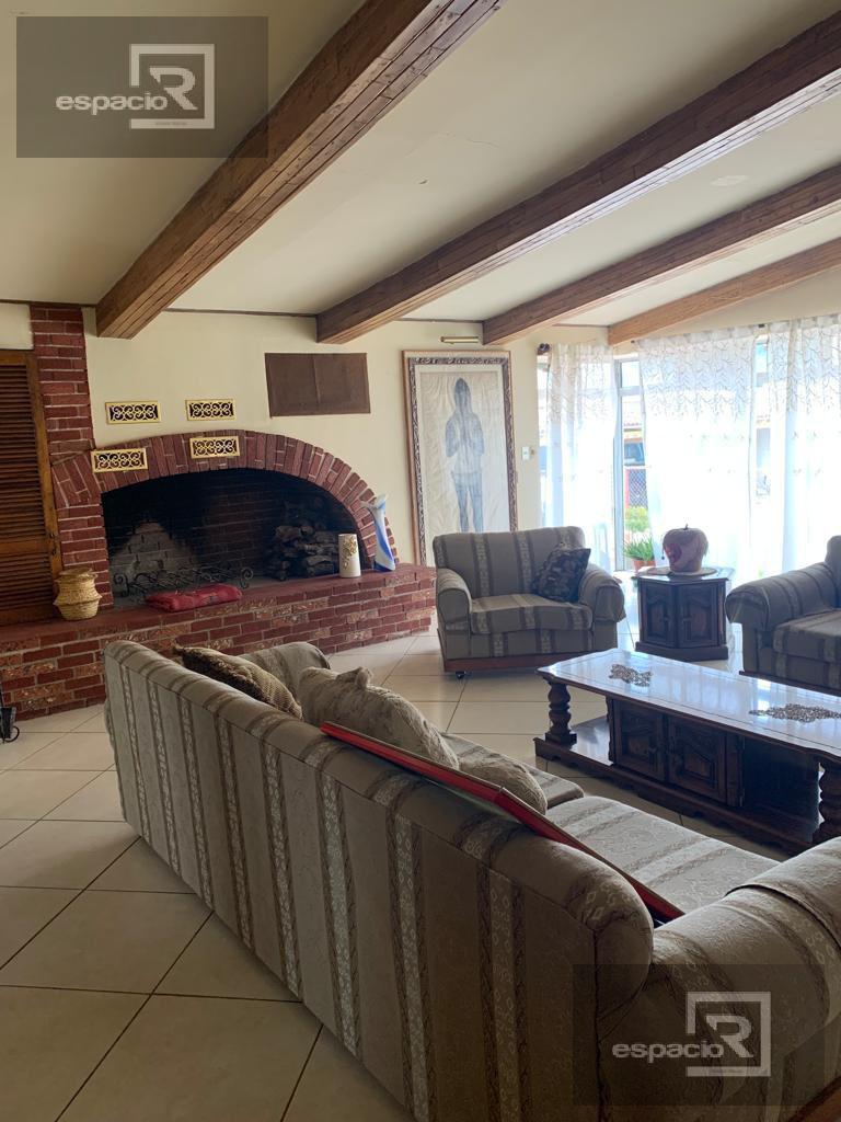Casa en Venta en Ciudad Guerrero con Alberca Techada