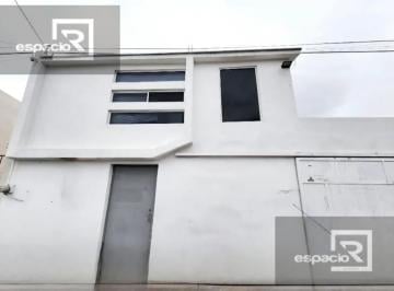 Bodega comercial · 124m² · Bodega con Departamento y Oficina Cerca de La Av Tecnologico