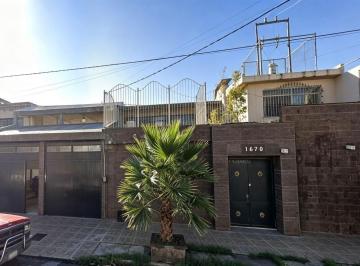 Casa de 4 habitaciones, Torreón · Hermosa Casa de 704 m² con 4 Recámaras en Venta en Torreón