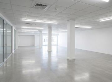 Local comercial · 340m² · 3 Estacionamientos · Renta Local Comercial Sobre Av Uxmal Centro de Cancún