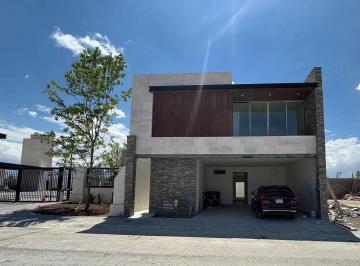 Casa de 3 habitaciones, Saltillo · Hermosa y Amplia Casa en Venta en Seterra Residencial Al Norte de Saltillo