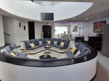 Casa de 4 habitaciones, Pachuca · Casa Residencial en La Moraleja de 4 Recamaras