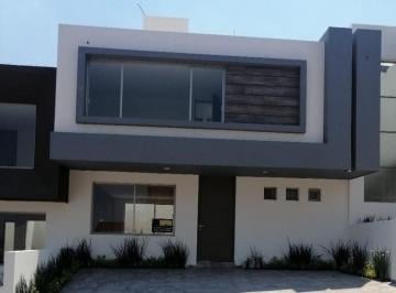 Casa de 3 habitaciones, Morelia · Casa en Venta Bosques Tres Marias de Tres Recamaras en Coto Privado Al Oriente, Cd Salud Morelia.