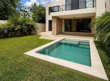 Casa · 290m² · Casa en Renta en Privada Residencial Nortemérida | Exclusividad, Confort y Amenidades de Primer Nive